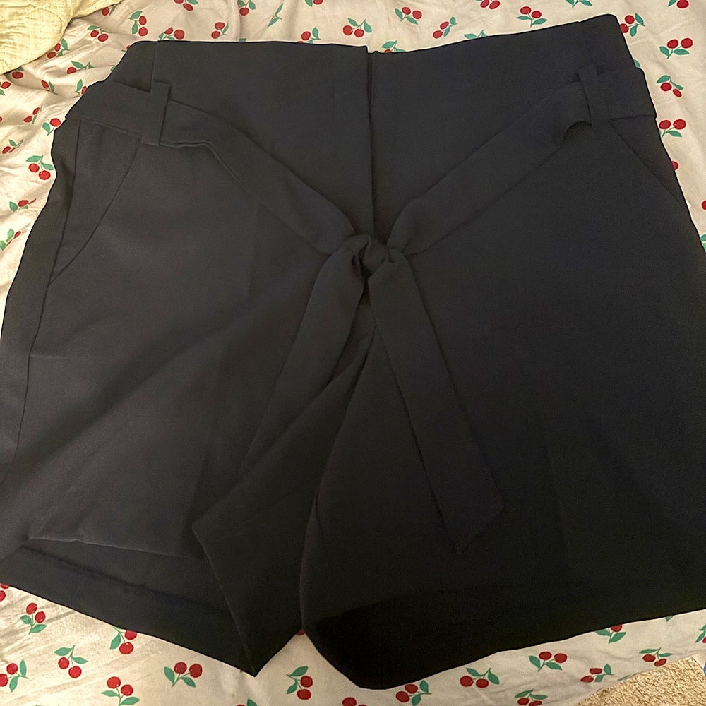 Dress shorts NWT